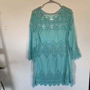 Lace coverup dress size large in excellent condition
